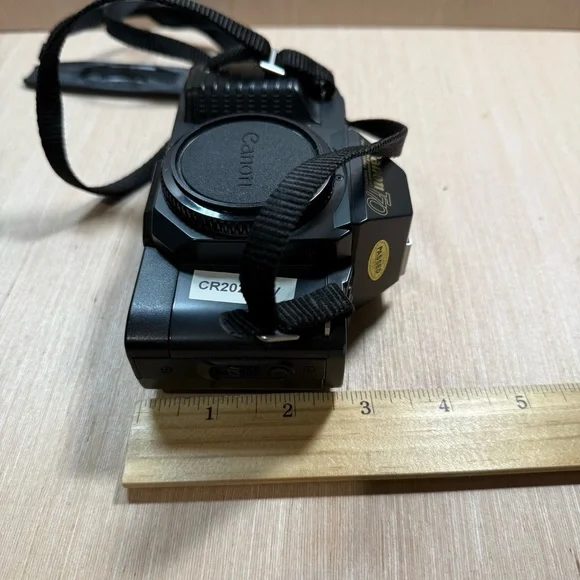 Canon T-70 T70 FD 35mm Film analog SLR Camera TESTED Working Preowned Body Only! - Picture 11 of 12